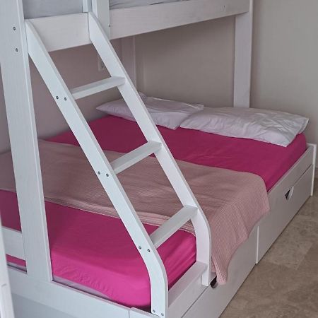 Appart Standing 2 Chambres 2Sdb Clim Piscine Parking Wifi Terrasse 21M2 Local Velo Port-Aventura, Plage, Centre Σαλού Εξωτερικό φωτογραφία