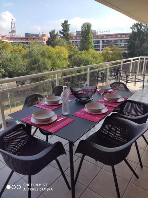 Appart Standing 2 Chambres 2Sdb Clim Piscine Parking Wifi Terrasse 21M2 Local Velo Port-Aventura, Plage, Centre Σαλού Εξωτερικό φωτογραφία
