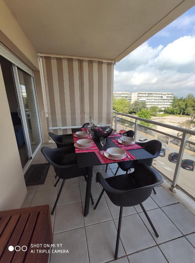 Appart Standing 2 Chambres 2Sdb Clim Piscine Parking Wifi Terrasse 21M2 Local Velo Port-Aventura, Plage, Centre Σαλού Εξωτερικό φωτογραφία